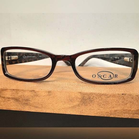 NEW Oscar De La Renta Eyeglass Frame, Rx'able, brown TRENDY 53 20 135 glasses - Picture 3 of 5